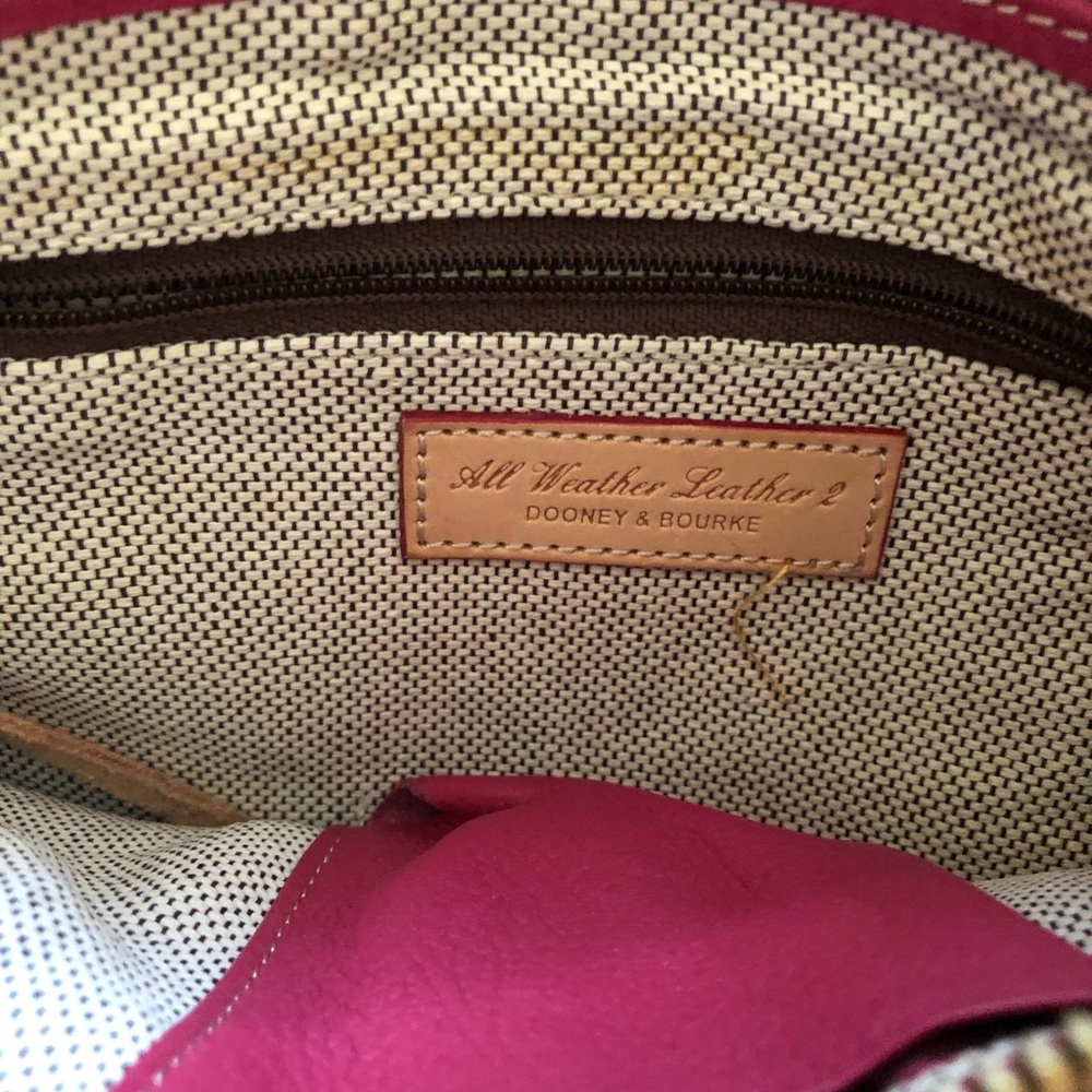 Dooney & Bourke Pink and Tan Shoulder Bag - Picture 5 of 8
